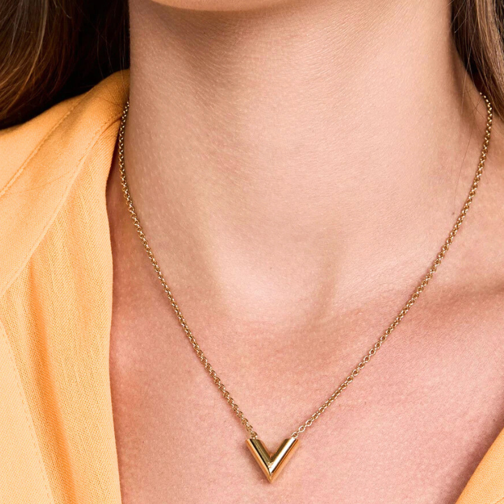 V Arrow Pendant Necklace