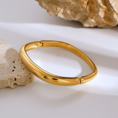 Sculpted Gold Bangle