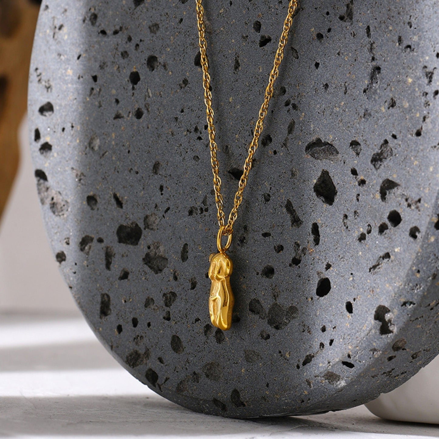 Body Pendant Necklace | Stainless Steel 18K Gold Plated | feminist necklace | woman body pendant